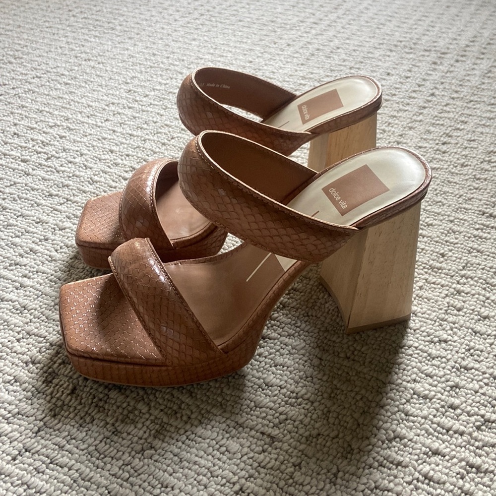 Dolce vita heels, hardly worn